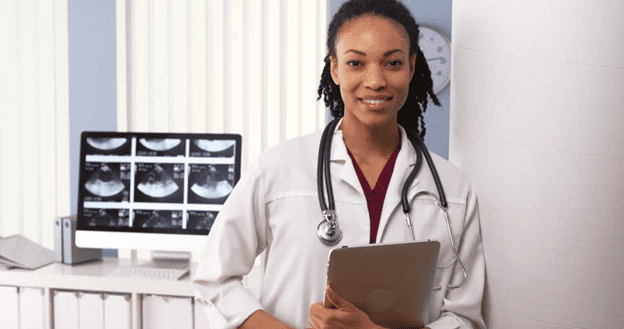 tips for high school students who want to go into the healthcare field