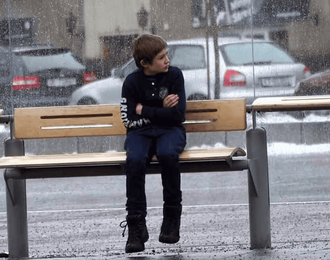 child with writing difficulties